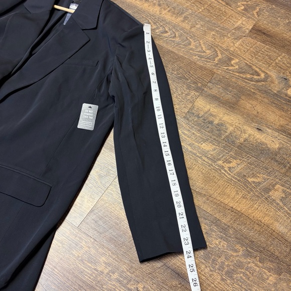 NEW $168 Express Oversized Boyfriend Blazer Women's Medium/Large Black Office - Picture 12 of 15